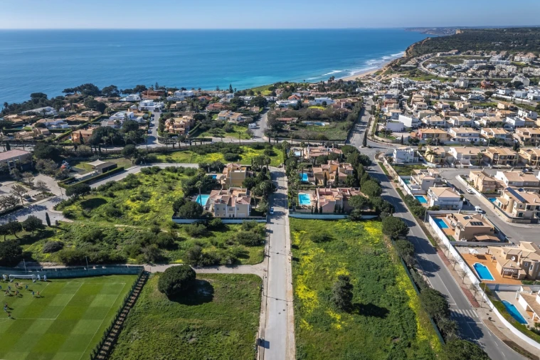 Terreno para Venda em Lagos (São Sebastião e Santa Maria) Foto 8
