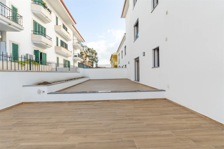 Apartamento T3 para Venda em Carcavelos e Parede Foto 30