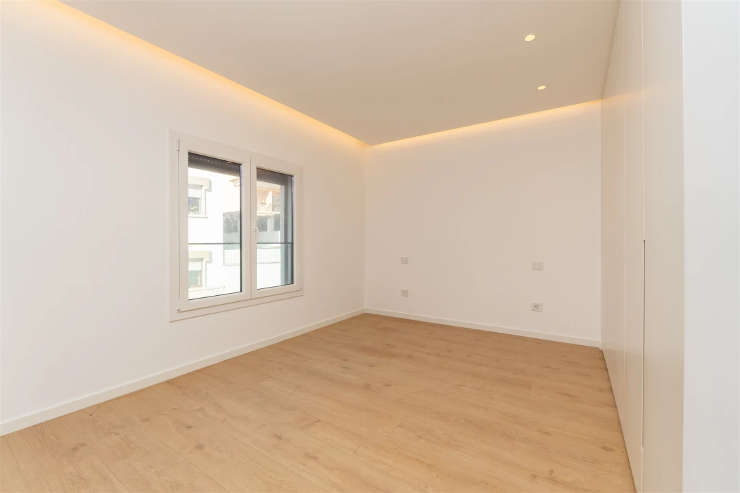Apartamento T3 para Venda em Carcavelos e Parede Foto 26