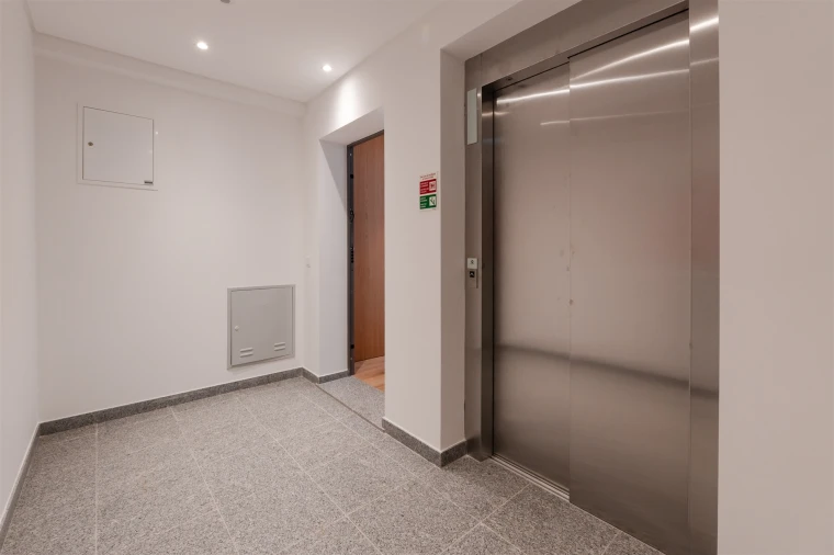 Apartamento T3 para Venda em Alcabideche Foto 7