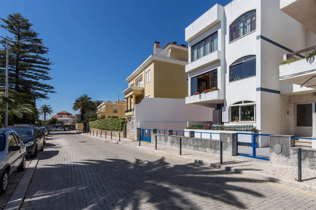 Apartamento T3 para Venda em Cascais e Estoril Foto 1