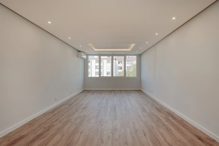 Apartamento T3 para Venda em Cascais e Estoril Foto 2