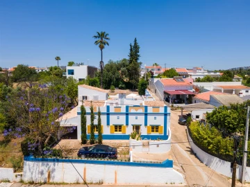 Moradia T5 para Venda em Loule (São Sebastião)