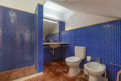 Moradia T5 para Venda em Loule (São Sebastião)