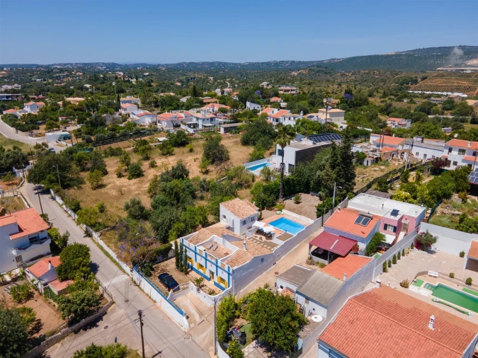 Moradia T5 para Venda em Loule (São Sebastião) Foto 12
