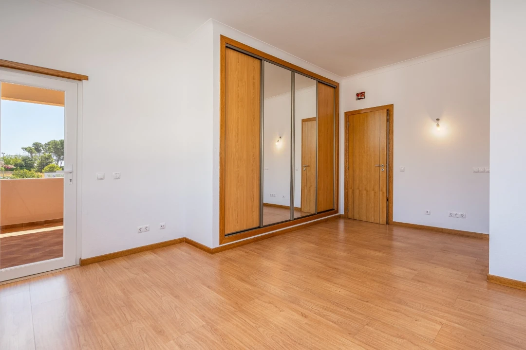 Moradia T4 para Venda em Portimão Foto 25