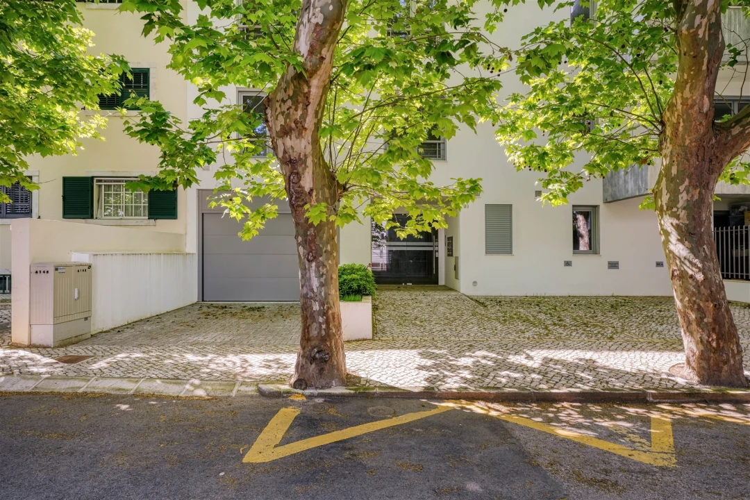 Apartamento T3 para Venda em Carcavelos e Parede Foto 3