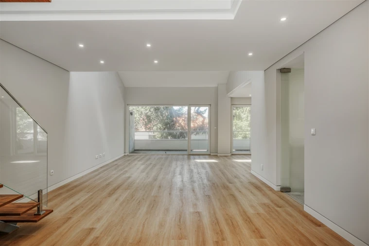 Apartamento T3 para Venda em Carcavelos e Parede Foto 7