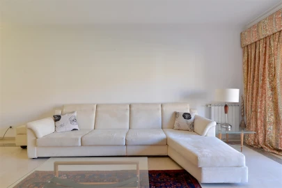 Apartamento T2 para Arrendamento em Cascais e Estoril