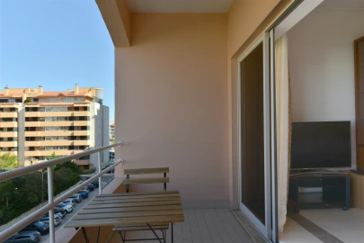 Apartamento T2 para Arrendamento em Cascais e Estoril