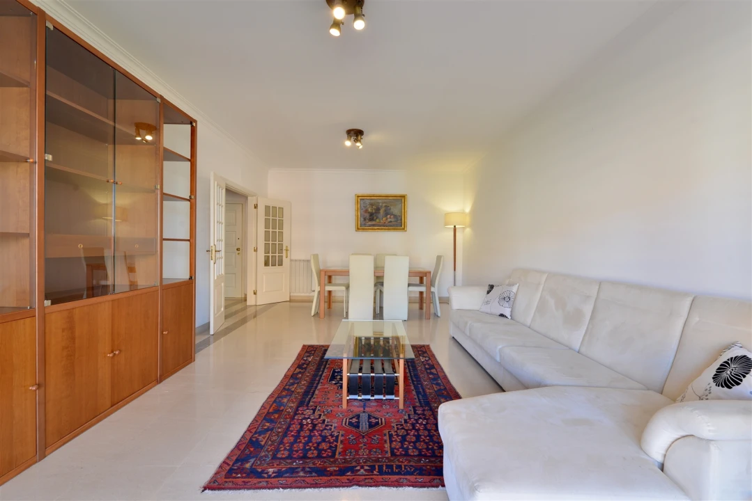 Apartamento T2 para Arrendamento em Cascais e Estoril Foto 4