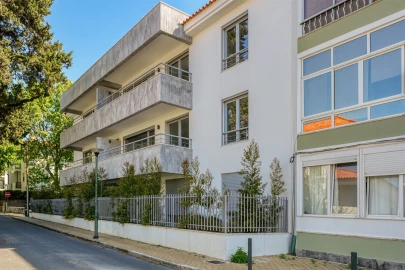 Apartamento T3 para Venda em Carcavelos e Parede