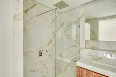 Apartamento T3 para Venda em Carcavelos e Parede