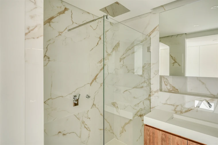 Apartamento T3 para Venda em Carcavelos e Parede Foto 19