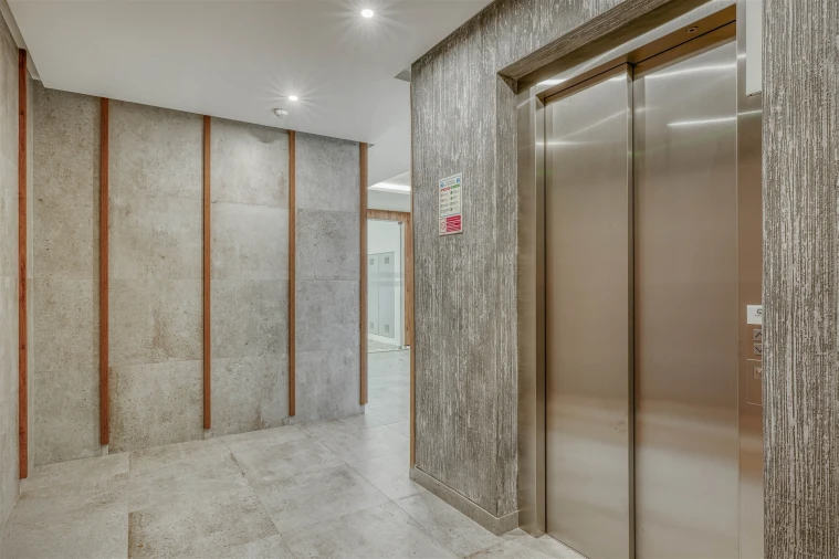 Apartamento T3 para Venda em Carcavelos e Parede Foto 4