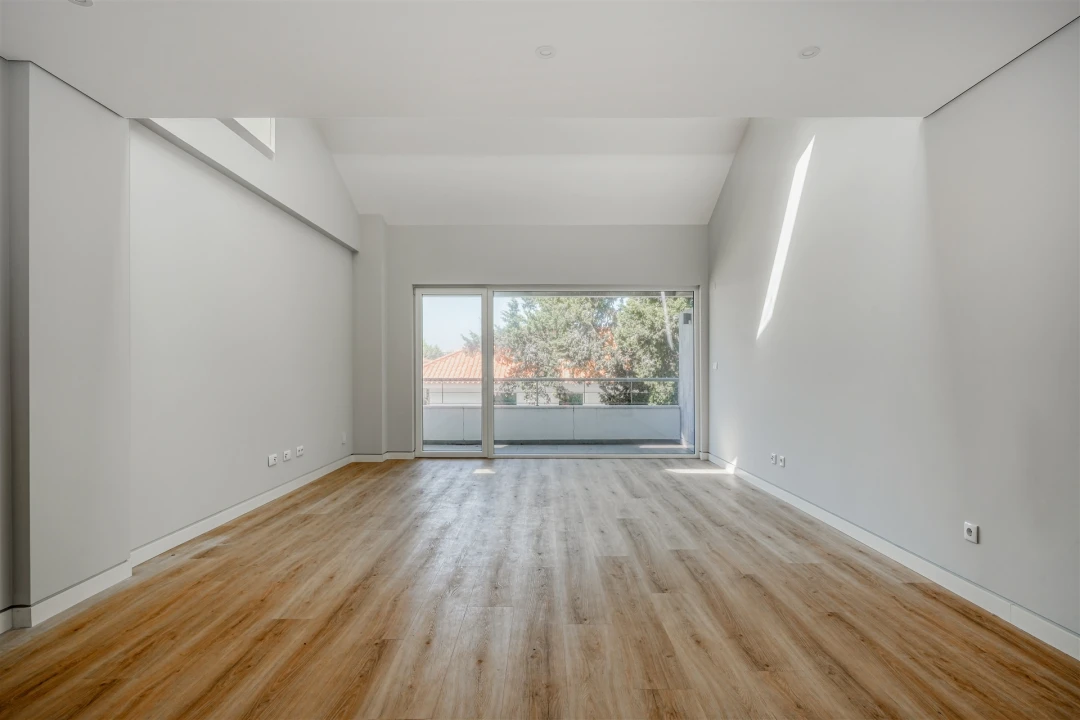 Apartamento T3 para Venda em Carcavelos e Parede Foto 6