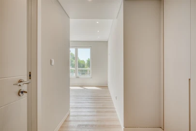 Apartamento T3 para Venda em Carcavelos e Parede