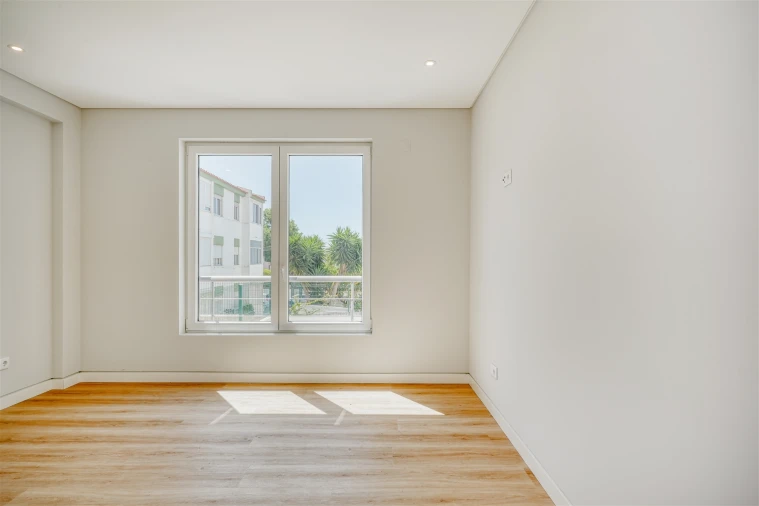 Apartamento T3 para Venda em Carcavelos e Parede Foto 25