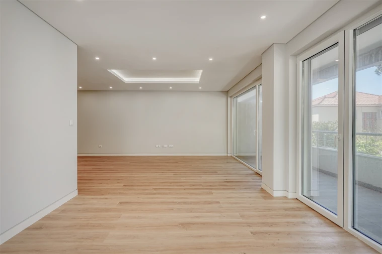 Apartamento T3 para Venda em Carcavelos e Parede Foto 11