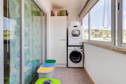 Apartamento T3 para Venda em Alcobaça e Vestiaria
