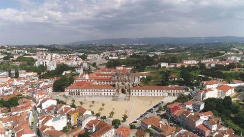 Apartamento T3 para Venda em Alcobaça e Vestiaria
