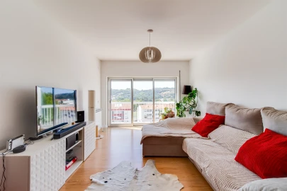 Apartamento T3 para Venda em Alcobaça e Vestiaria