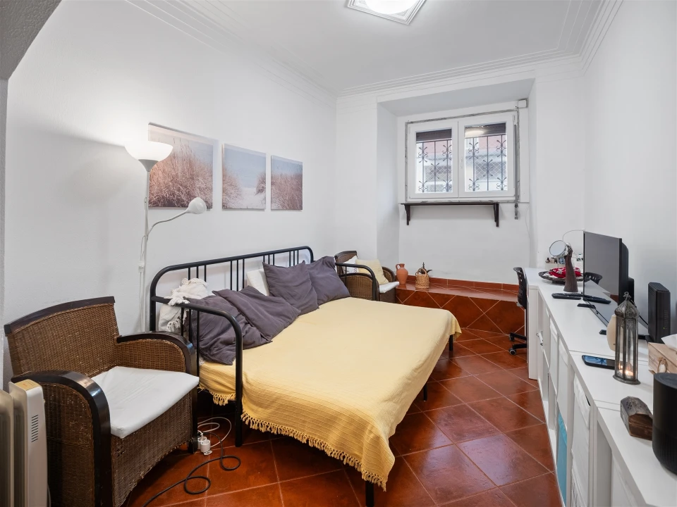 Apartamento T1 para Venda em São Domingos de Benfica Foto 4