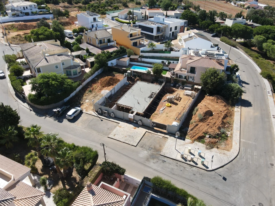 Moradia T3 para Venda em Alvor Foto 8