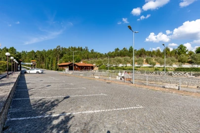 Quinta T0 para Venda em Almagreira