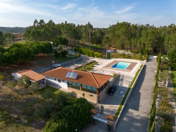Quinta T0 para Venda em Almagreira