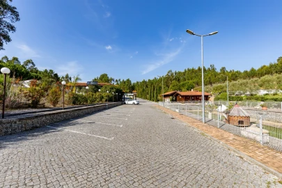 Quinta T0 para Venda em Almagreira
