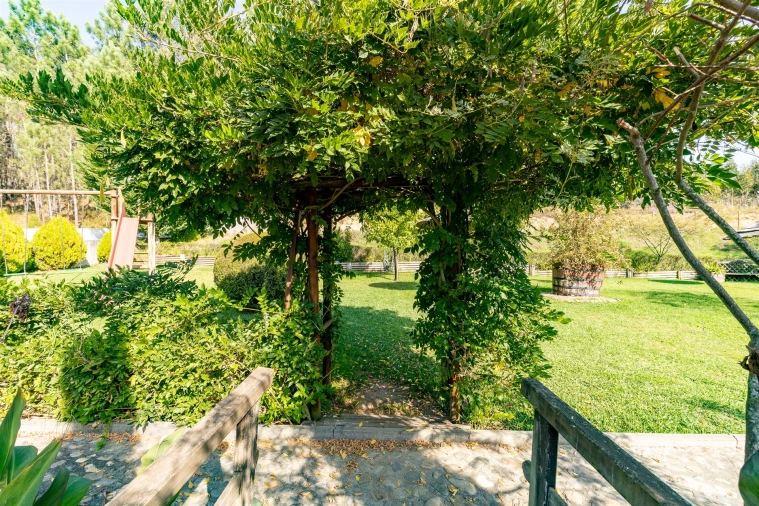Quinta T0 para Venda em Almagreira Foto 24