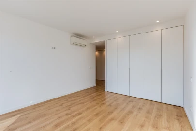 Apartamento T3 para Arrendamento em Leiria, Pousos, Barreira e Cortes