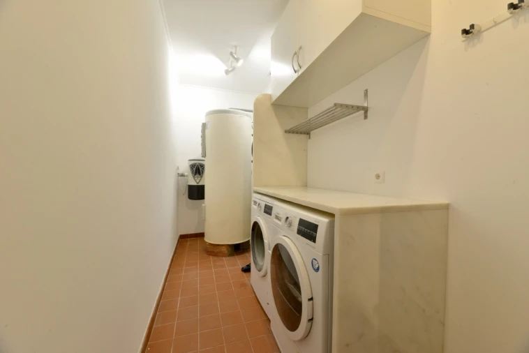 Moradia T2 para Arrendamento em Santa Maria e São Miguel, São Martinho, São Pedro Penaferrim Foto 17