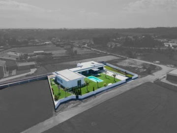 Moradia T4 para Venda em Monte Real e Carvide