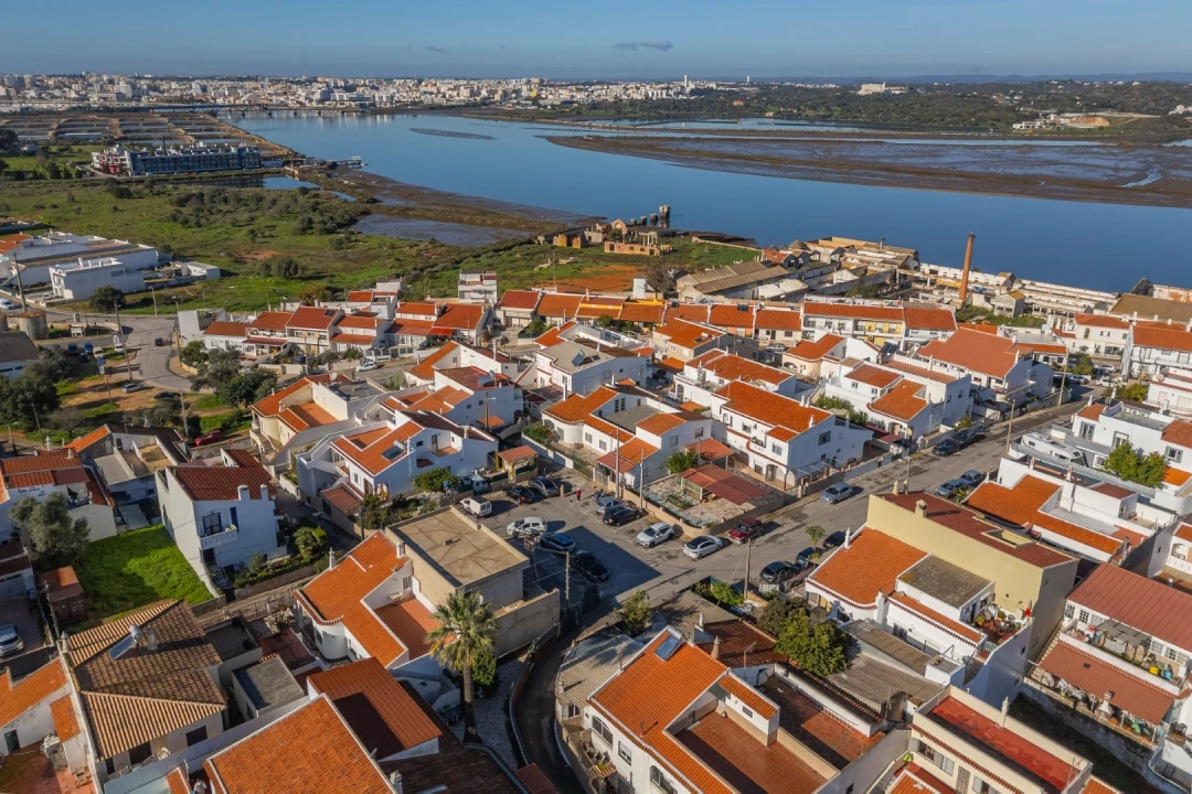 Moradia T3 para Venda em Estômbar e Parchal Foto 15