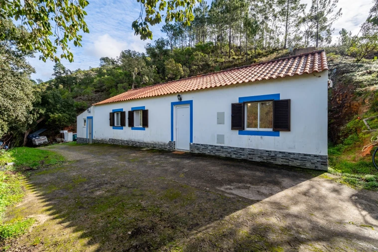 Quinta T2 para Venda em Monchique Foto 4