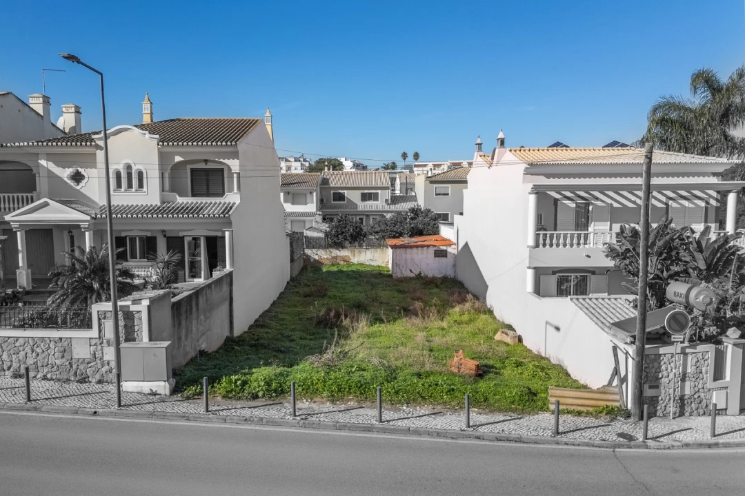 Terreno para Venda em Estômbar e Parchal Foto 7