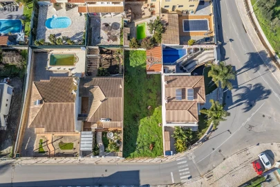 Terreno para Venda em Estômbar e Parchal