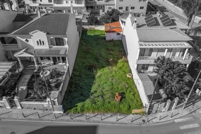 Terreno para Venda em Estômbar e Parchal