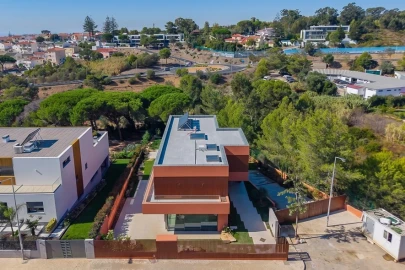 Moradia T4 para Venda em Alcabideche