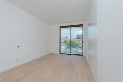 Moradia T4 para Venda em Alcabideche