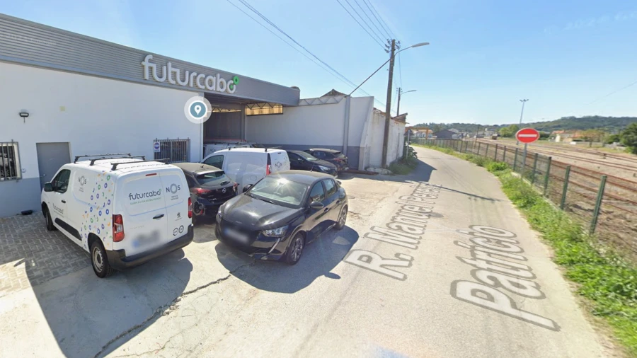 Armazém para Venda em Marrazes e Barosa