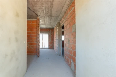 Moradia T4 para Venda em Laranjeiro e Feijó