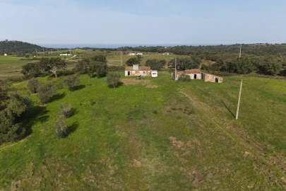 Quinta T2 para Venda em São Francisco da Serra