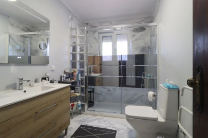Moradia T4 para Venda em Carcavelos e Parede
