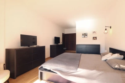 Moradia T4 para Venda em Carcavelos e Parede