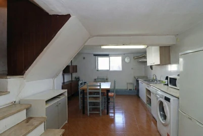 Moradia T4 para Venda em Carcavelos e Parede