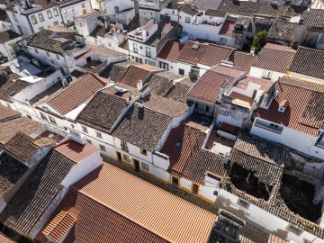 Moradia T2 para Venda em Évora (São Mamede, Sé, São Pedro e Santo Antão)