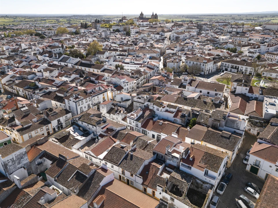 Moradia T2 para Venda em Évora (São Mamede, Sé, São Pedro e Santo Antão) Foto 2